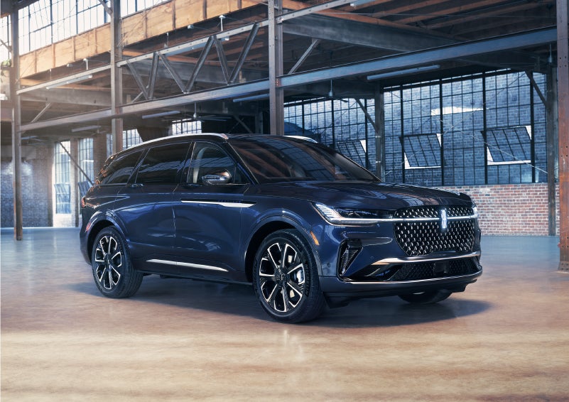 A 2024 Lincoln Nautilus® SUV is parked in an industrial space. | All Star Lincoln in Prairieville LA